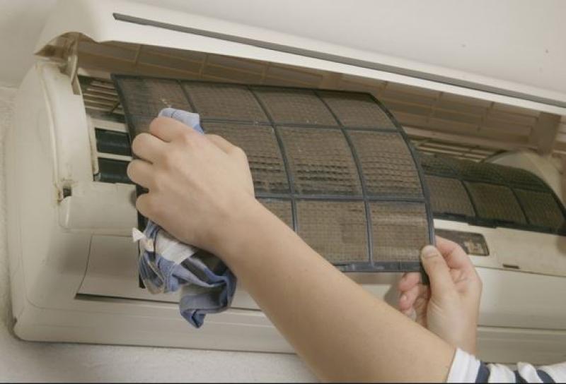 A tutela della vostra salute e per un corretto funzionamento del vostro impianto di climatizzazione, è consigliabile effettuare una manutenzione annuale del climatizzatore. La manutenzione consiste ...